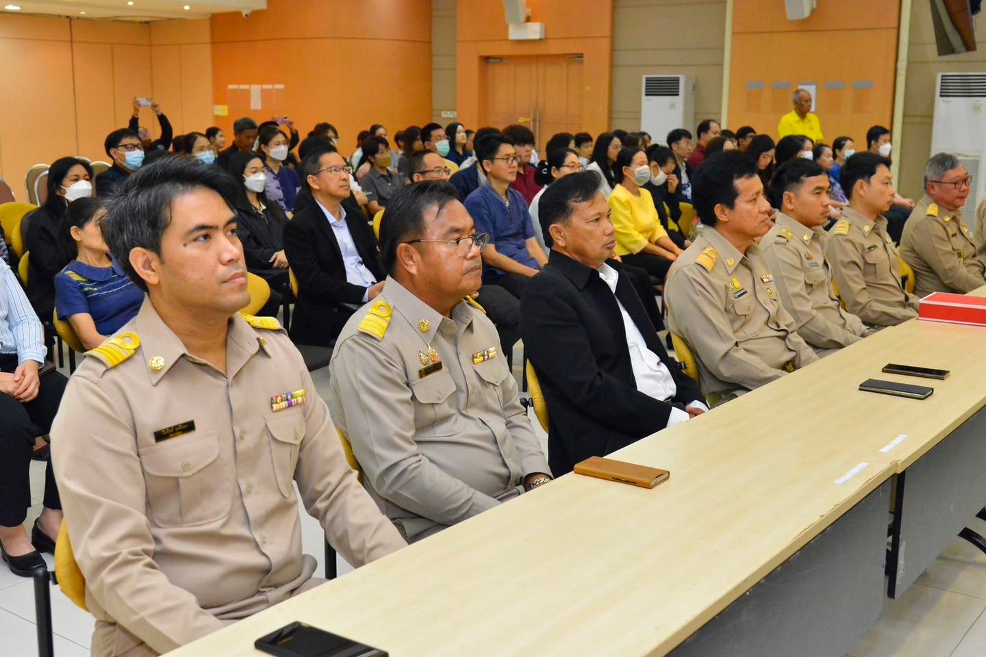 อธิบดีกรมทางหลวง เป็นประธานในพิธีมอบรางวัลและเกียรติบัตรประกาศเกียรติคุณแก่ผู้ได้รับรางวัลข้าราชการพลเรือนดีเด่น
